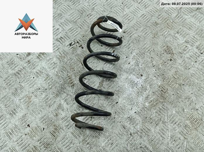 пружина задняя Volkswagen Golf 4 поколение 2000, 1.4 л., бензин, МКПП, зелёный, хетчбэк 5 дв. - фото №1