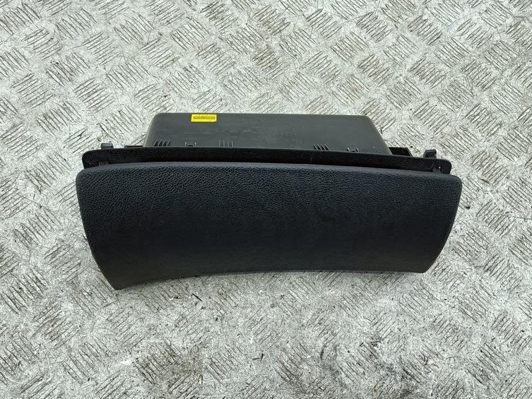бардачок Skoda Roomster 2009, 1.4 л., бензин, МКПП, чёрный, универсал, 5J1857096B