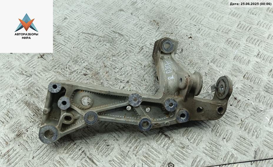 рычаг передний левый Volkswagen Golf 5 поколение 2005, 1.4 л., бензин, МКПП, синий, хетчбэк 5 дв. - фото №1