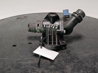 корпус термостата Audi A4 B6 2003, цвет