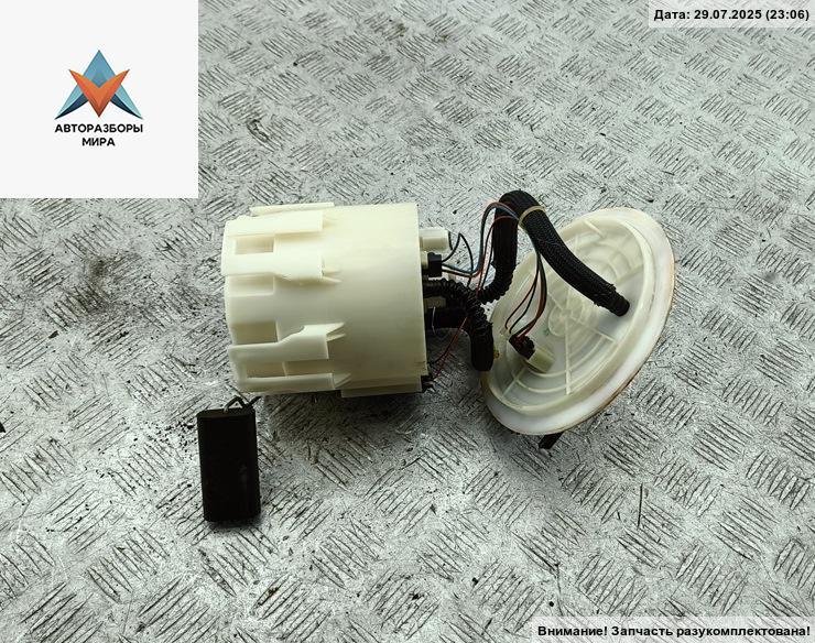 насос топливный Opel Astra H 2004, 1.6 л., бензин, МКПП, синий, хетчбэк 5 дв., 13238851 - фото №1