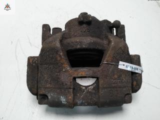 суппорт передний левый Renault Laguna 3 поколение 2009, 2.0 л., бензин, МКПП, чёрный, универсал