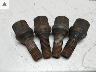 болт колесный Renault Scenic 1 поколение [рестайлинг] 2003, 1.6 л., бензин, МКПП, чёрный, минивэн, 8200030701