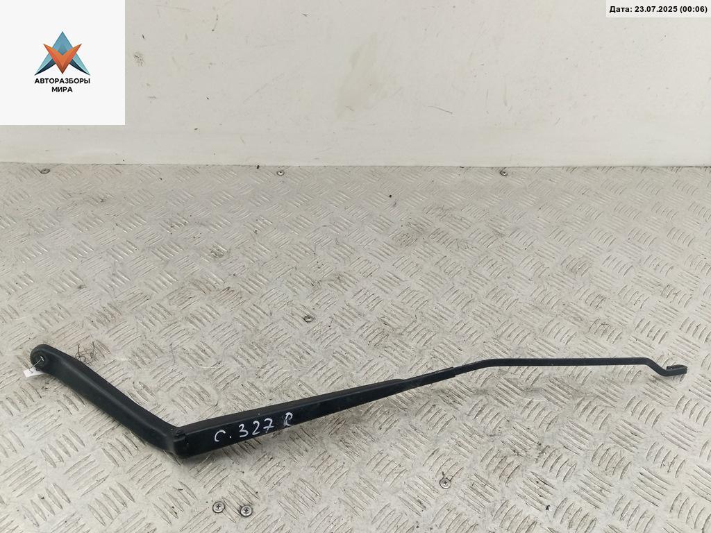 Щеткодержатель (поводок стеклоочистителя) передний Ford Fusion 1 поколение 2003, 1.4 л., бензин, робот, серый, хетчбэк 5 дв. - фото №1