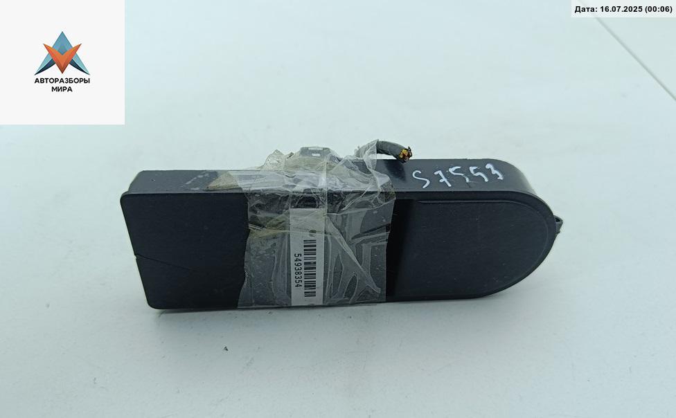 кнопка стеклоподъемника переднего правого Opel Astra H 2004, 1.6 л., бензин, МКПП, серый, хетчбэк 5 дв., 13183675 - фото №1