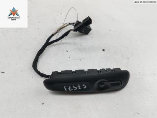 кнопка стеклоподъемника переднего правого Opel Omega B 1997, 2.0 л., бензин, АКПП, жёлтый, универсал, 90438547