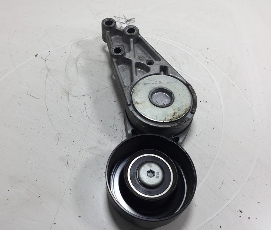 механизм натяжения ремня, цепи Volkswagen Passat B5 1998, 1.8 л., бензин, МКПП, зелёный, универсал