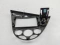 рамка под магнитолу Ford Focus 1 поколение [рестайлинг] 2004, 1.8 л., дизель, МКПП, красный, хетчбэк 5 дв., 98ABA046A04AEW - фото №2