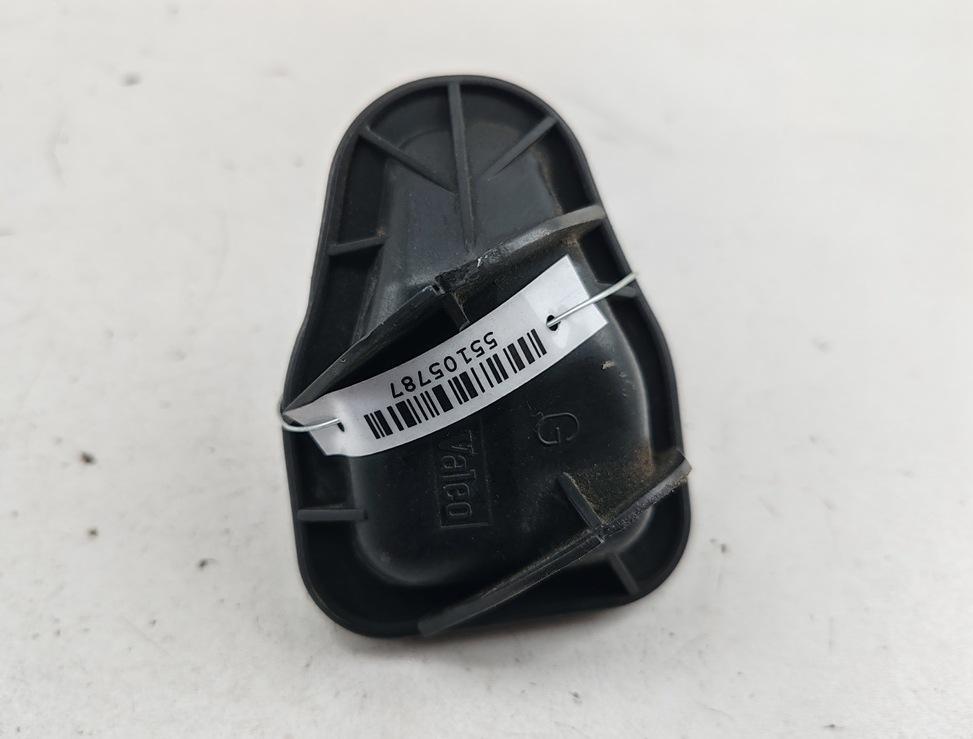 крышка фары Nissan Primera P11 1997, 2.0 л., бензин, МКПП, красный, хетчбэк 5 дв., 88202105 - фото №1