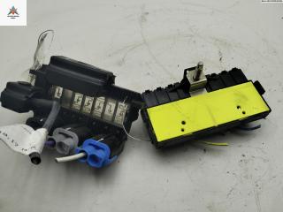 блок предохранителей Peugeot 807 1 поколение 2006, 2.0 л., дизель, МКПП, серый, минивэн