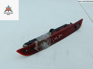 стоп-сигнал Ford Focus 1 поколение [рестайлинг] 2004, 1.8 л., дизель, МКПП, красный, хетчбэк 5 дв., XS4X13A613AB