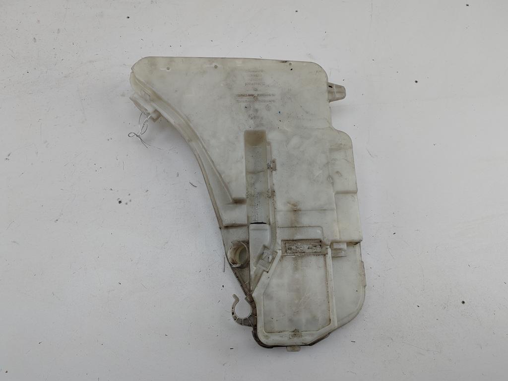 бачок омывателя BMW 5 F10/F11 2012, 3.0 л., дизель, универсал, 7269663A102