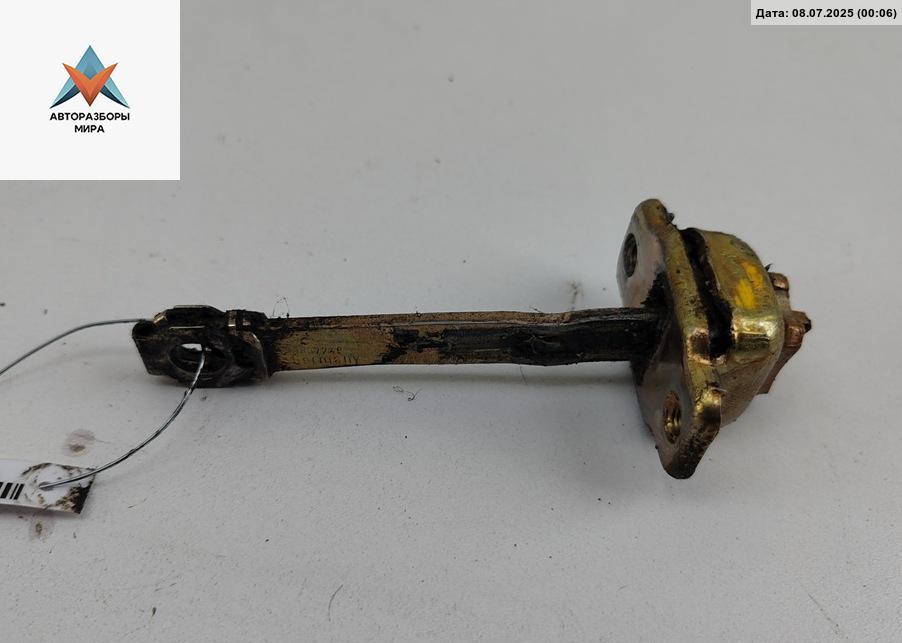 ограничитель открывания двери Volkswagen Passat B4 1996, универсал, 3A0837249 - фото №1