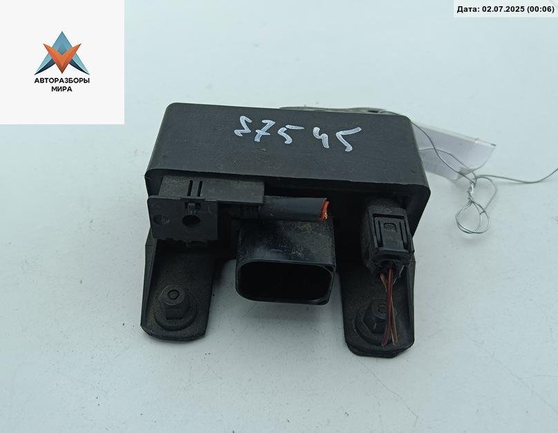 реле накала свечей Mercedes-Benz C-Класс W203/S203/CL203 2001, 2.7 л., дизель, АКПП, синий, универсал - фото №1