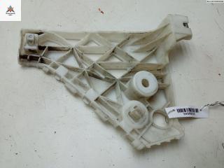 кронштейн переднего бампера Mazda 5 CR 2006, 2.0 л., бензин, МКПП, серый, минивэн