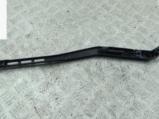 Щеткодержатель (поводок стеклоочистителя) передний Audi A4 B6 2002, 2.0 л., бензин, МКПП, синий, универсал, 8E1955408A