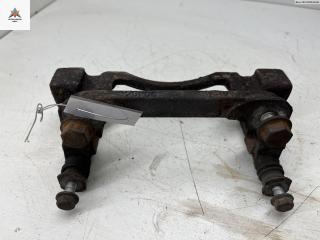 скоба суппорта Honda Civic 8 поколение 2005, 1.4 л., бензин, МКПП, серый, хетчбэк 3 дв.