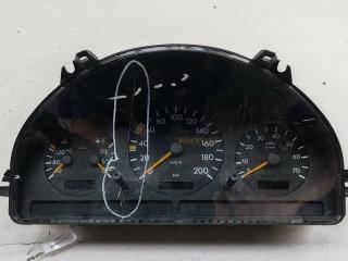приборная панель Mercedes-Benz M-Class ML W163 1998, 2.3 л., бензин, МКПП, чёрный, внедорожник 5 дв., 1635400947