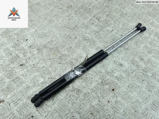 амортизатор крышки багажника (3-5 двери) Opel Omega B 1997, 2.0 л., бензин, АКПП, жёлтый, универсал