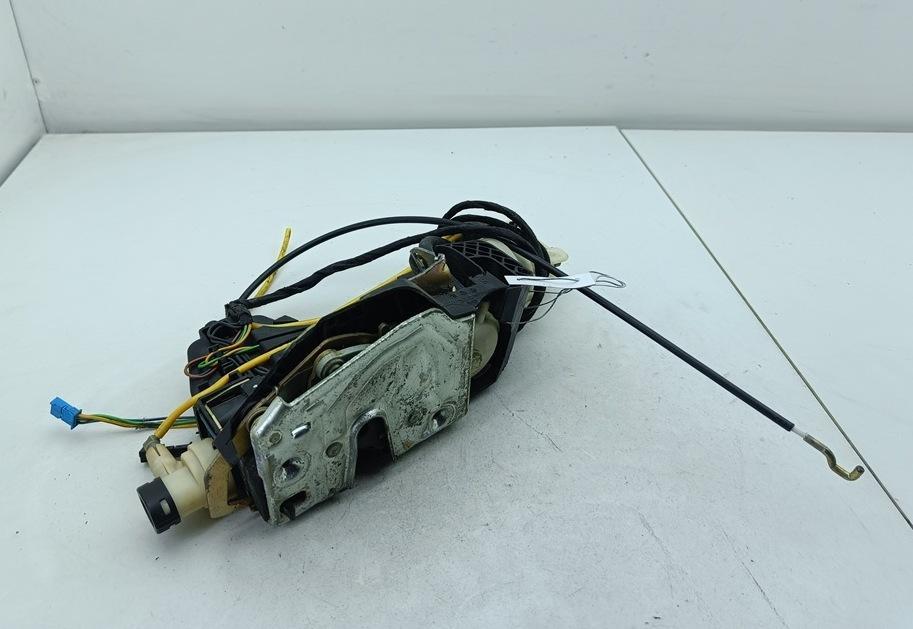 замок двери задней правой Mercedes-Benz S-Class W220 2002, 3.7 л., бензин, АКПП, чёрный, седан, 2207306435