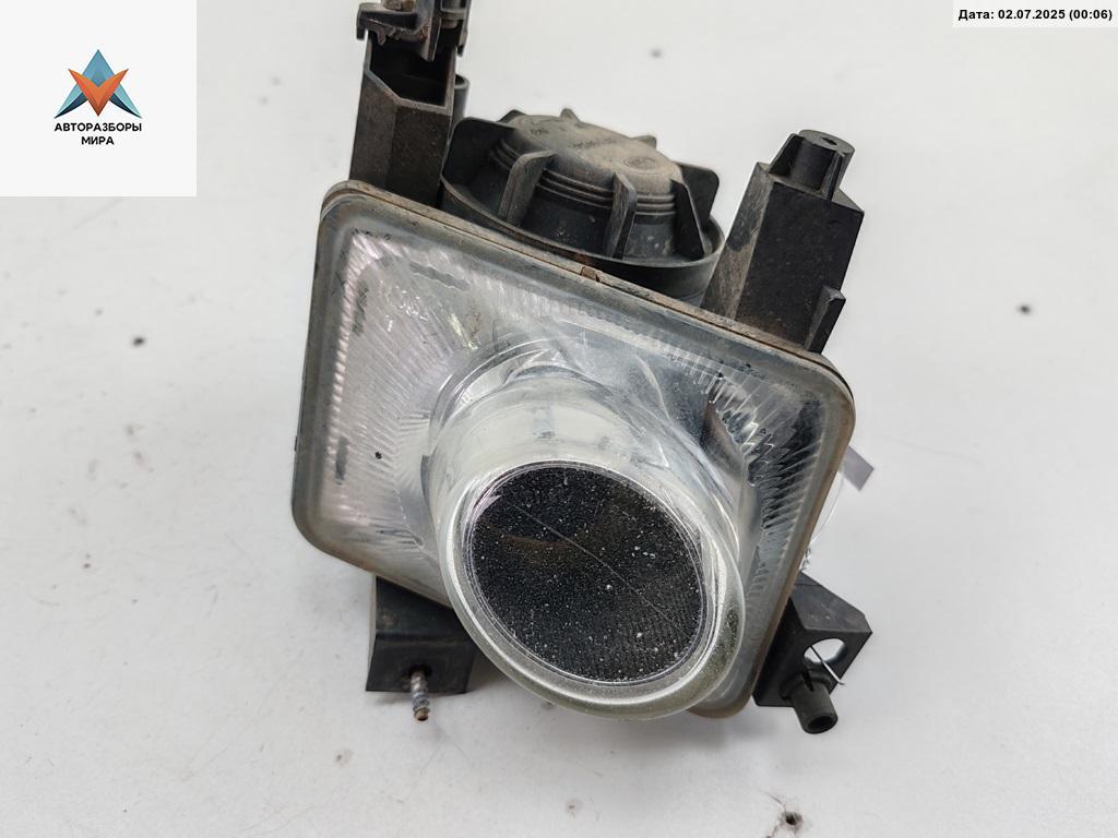 фара противотуманная левая Opel Signum C 2003, 2.2 л., дизель, МКПП, чёрный, хетчбэк 5 дв., 13123958 - фото №1