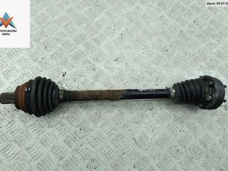 полуось передняя левая (приводной вал, ШРУС) Volkswagen Golf 5 поколение 2005, 1.4 л., бензин, МКПП, чёрный, хетчбэк 5 дв.