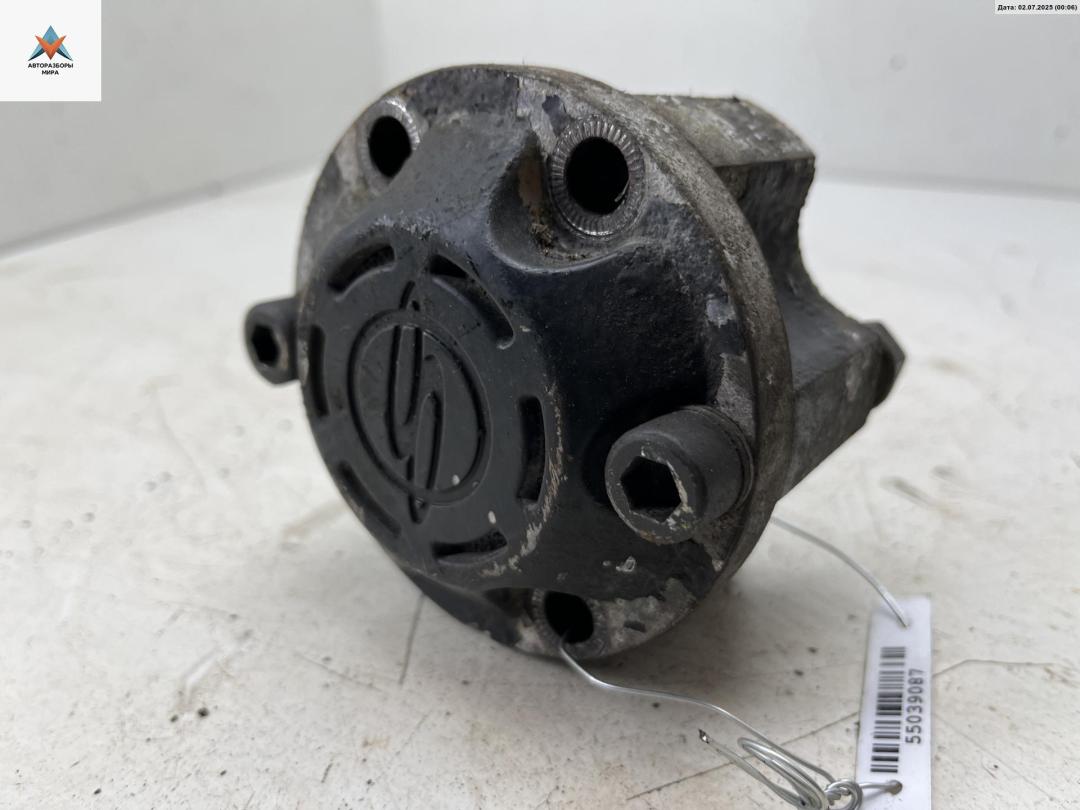 муфта включения переднего моста (хаб) SsangYong Musso 1 поколение 1996, 2.3 л., бензин, АКПП, синий, внедорожник 5 дв. - фото №1