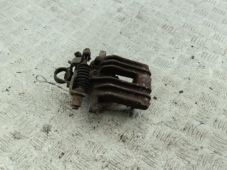 суппорт задний правый Audi A4 B6 2002, 2.5 л., дизель, МКПП, синий, универсал