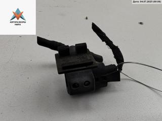 форсунка омывателя лобового стекла Audi A4 B5 [рестайлинг] 1999, 1.9 л., дизель, МКПП, серый, седан, 8D0955987