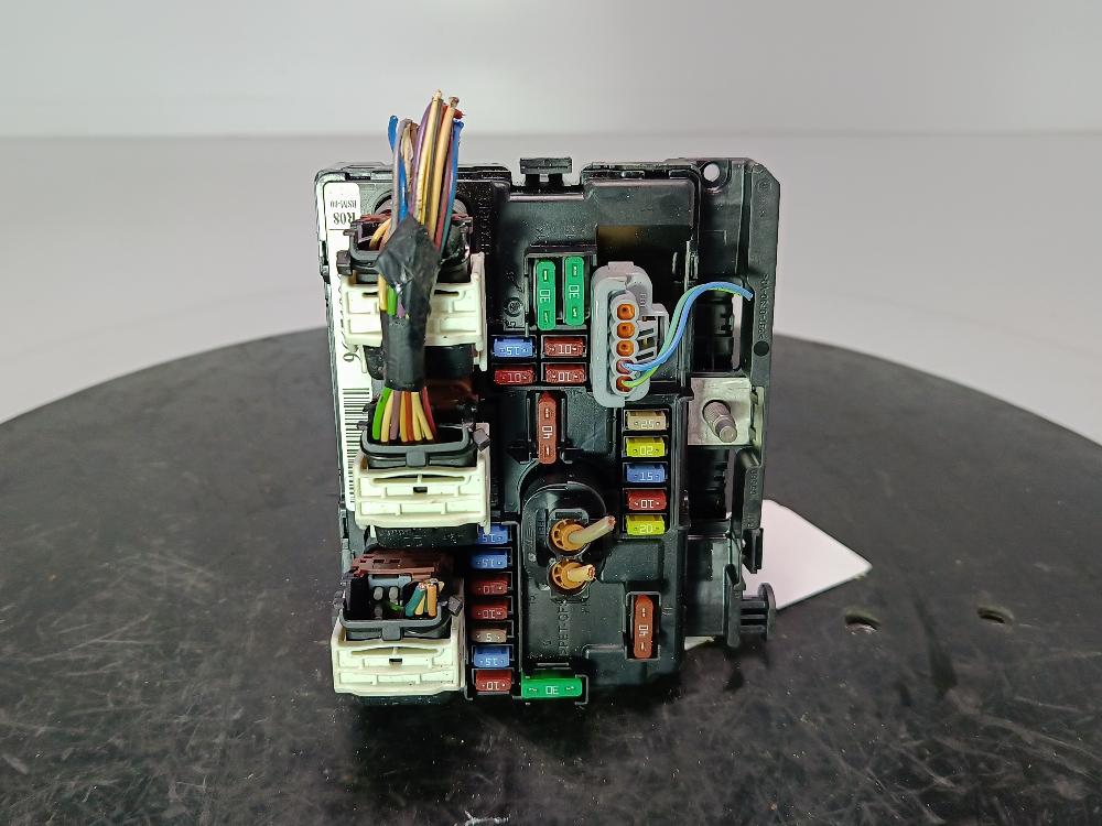 блок предохранителей Citroen C3 2 поколение 2011, цвет, 9667199680 - фото №1