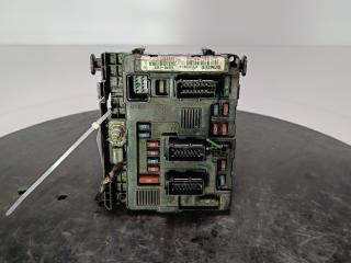 блок предохранителей Citroen C3 1 поколение 2004, цвет, 9643498880