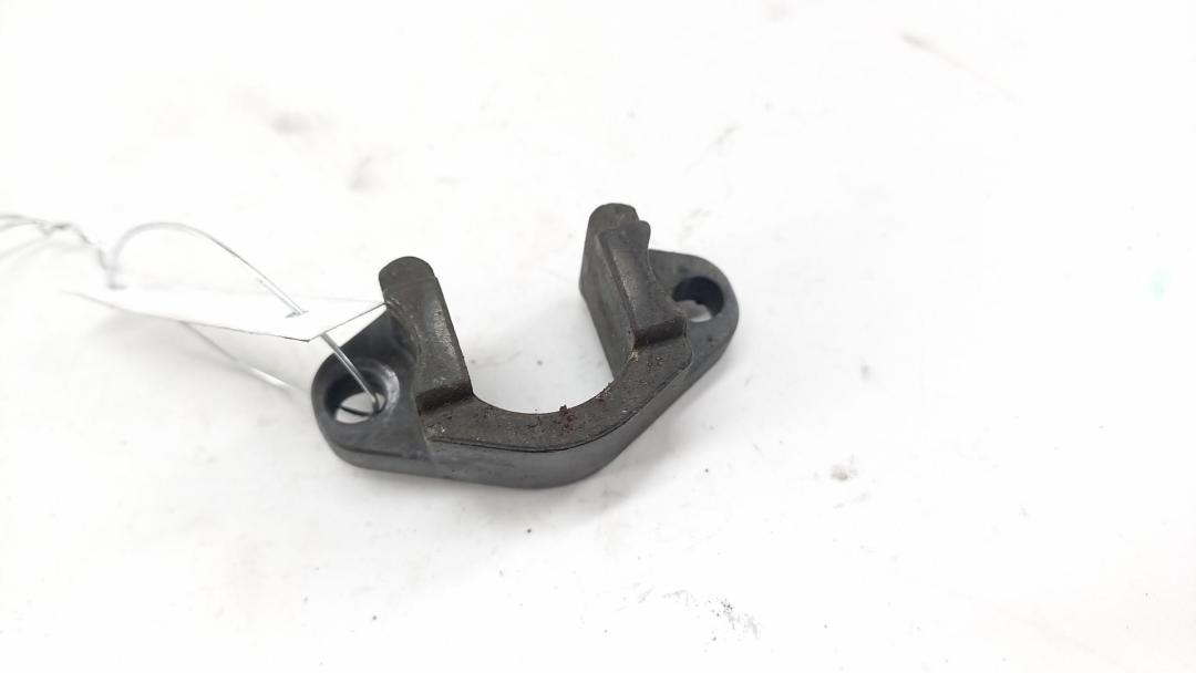 крепление форсунки BMW 5 E39 2000, 2.5 л., дизель, МКПП, красный, универсал, 7787215