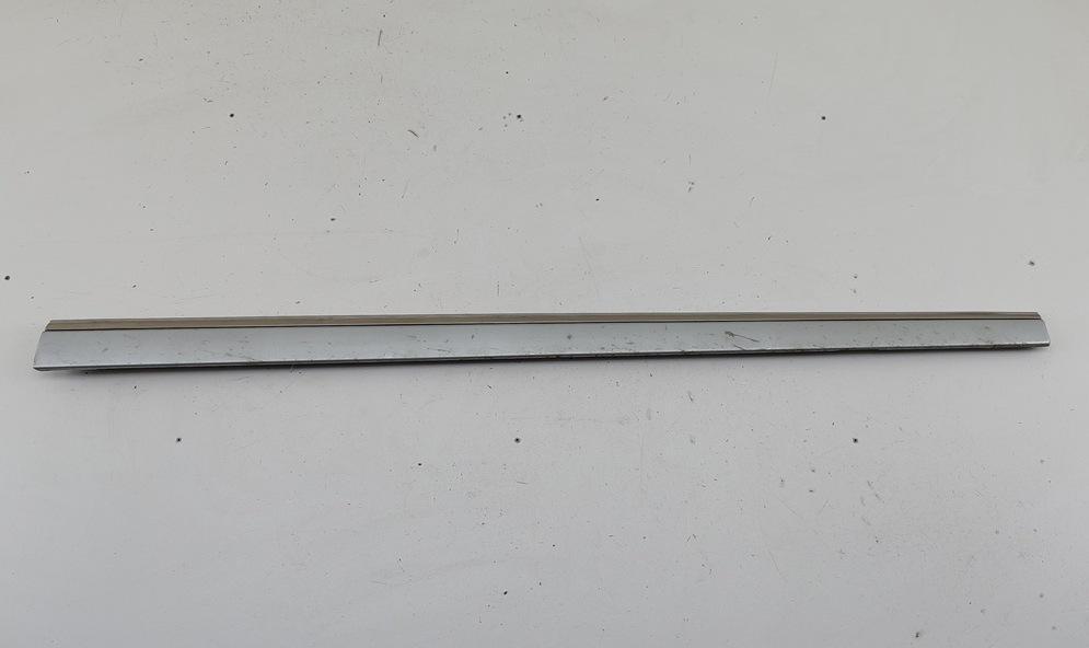 молдинг двери передней правой Mercedes-Benz E W211 2006, 2.2 л., дизель, АКПП, серый, универсал