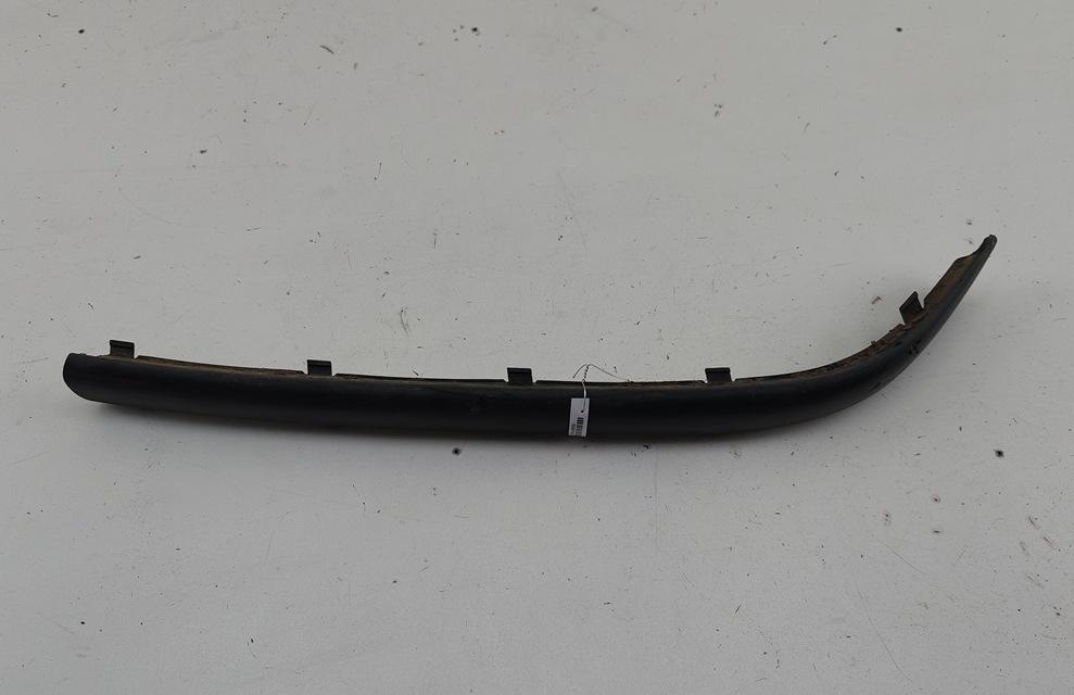 молдинг переднего бампера BMW 3 E46 2001, 2.2 л., бензин, АКПП, жёлтый, универсал, 8195289