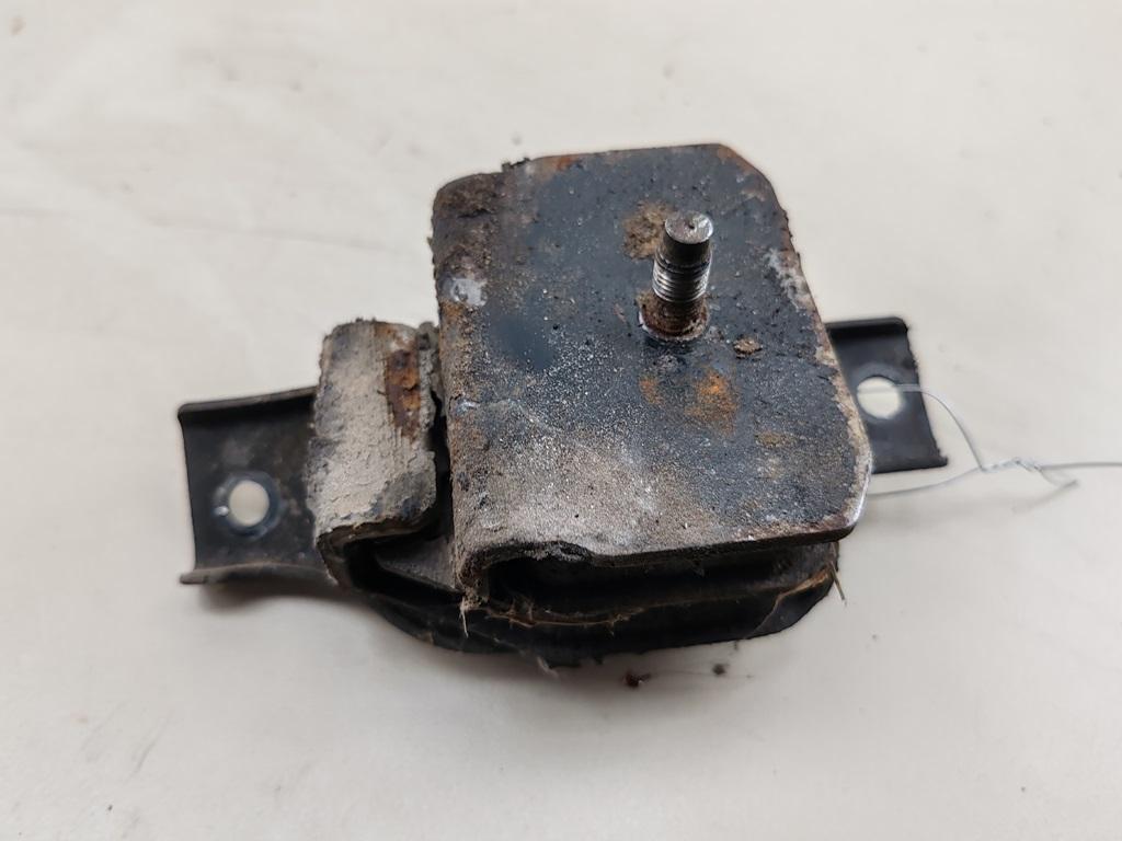 подушка крепления двигателя Subaru Forester 1998, 2.0 л., бензин, МКПП, зелёный, внедорожник 5 дв., 41022FA090