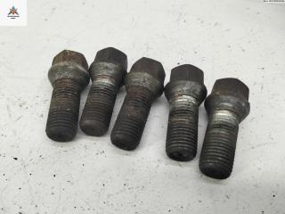 болт колесный Volkswagen Passat B5 [рестайлинг] 2004, 1.6 л., бензин, МКПП, чёрный, универсал, 8D0601139D