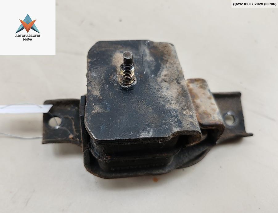 подушка крепления двигателя Subaru Forester 1 поколение (SF) 1998, 2.0 л., бензин, МКПП, зелёный, внедорожник 5 дв., 41022FA090 - фото №1