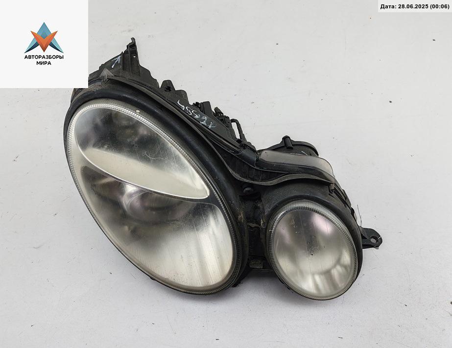 фара правая Mercedes-Benz E-Класс W211/S211 2003, 1.8 л., бензин, АКПП, серый, универсал, 16156400 - фото №1