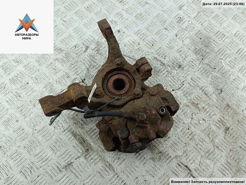 ступица передняя правая Opel Astra H 2004, 1.6 л., бензин, МКПП, серый, хетчбэк 5 дв. - фото №1