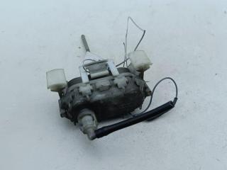 замок лючка топливного бака Audi A6 4A/C4 1997, 2.5 л., дизель, МКПП, зелёный, универсал