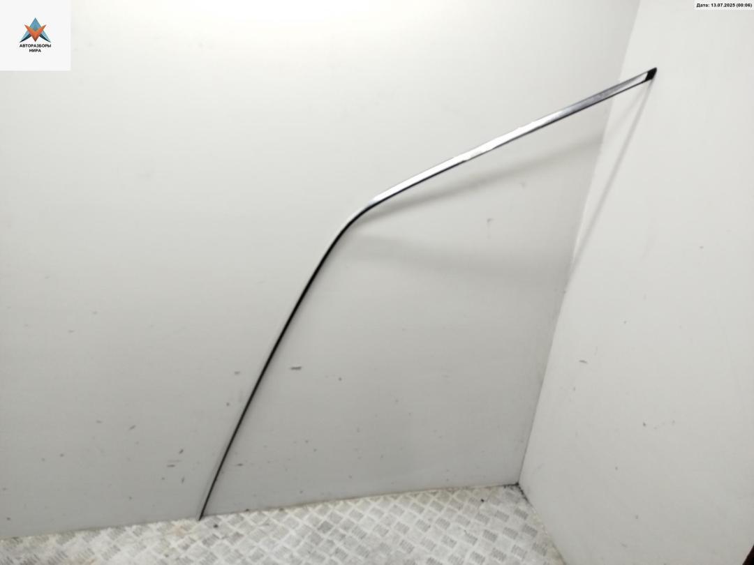 молдинг (накладка кузовная) BMW 5 серия E34 1990, 2.5 л., бензин, МКПП, синий, седан - фото №1