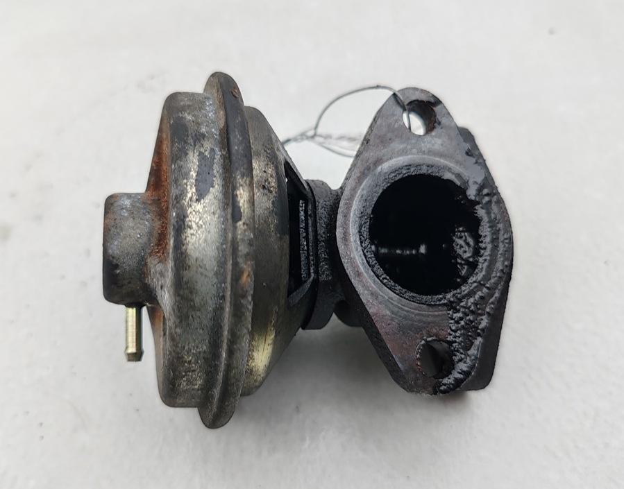 клапан EGR Chevrolet Captiva 2006, 2.0 л., дизель, МКПП, чёрный, внедорожник 5 дв.