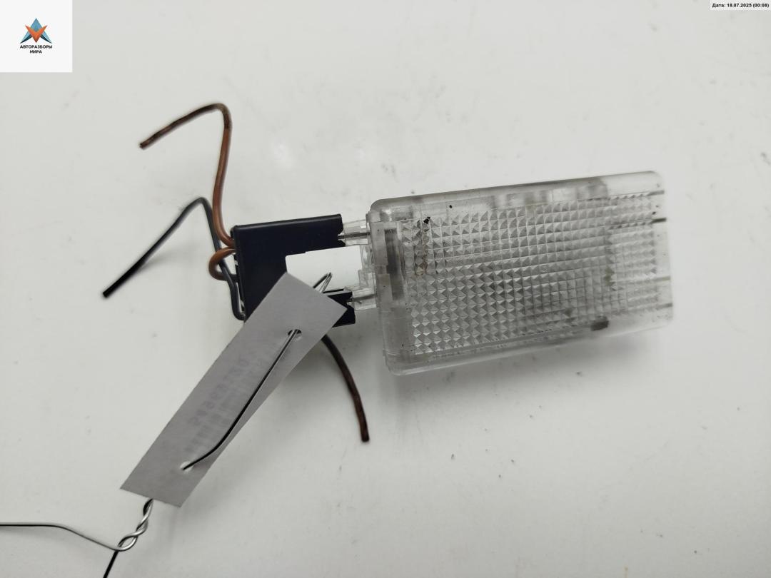 фонарь салона (плафон) Opel Zafira 1 поколение (A) 2000, 1.8 л., бензин, МКПП, серый, минивэн, 002151505 - фото №1