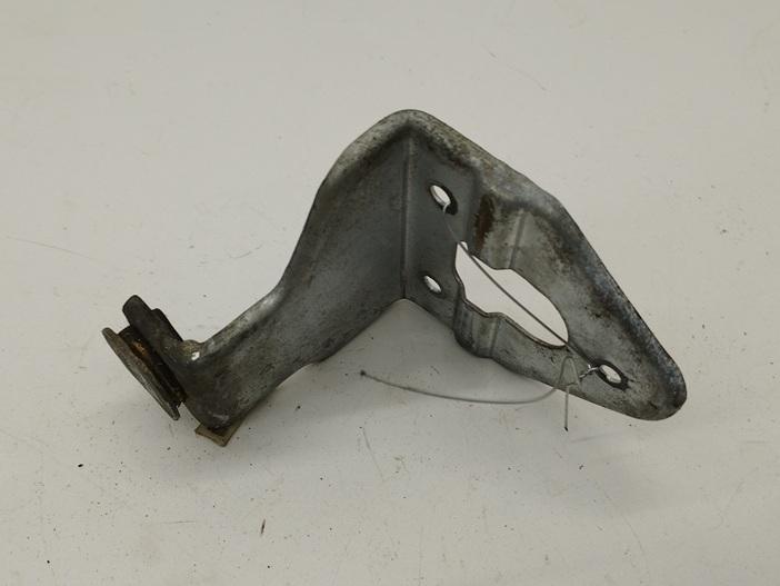 кронштейн (крепление) Audi A4 B6 2002, 2.5 л., дизель, АКПП, серый, универсал