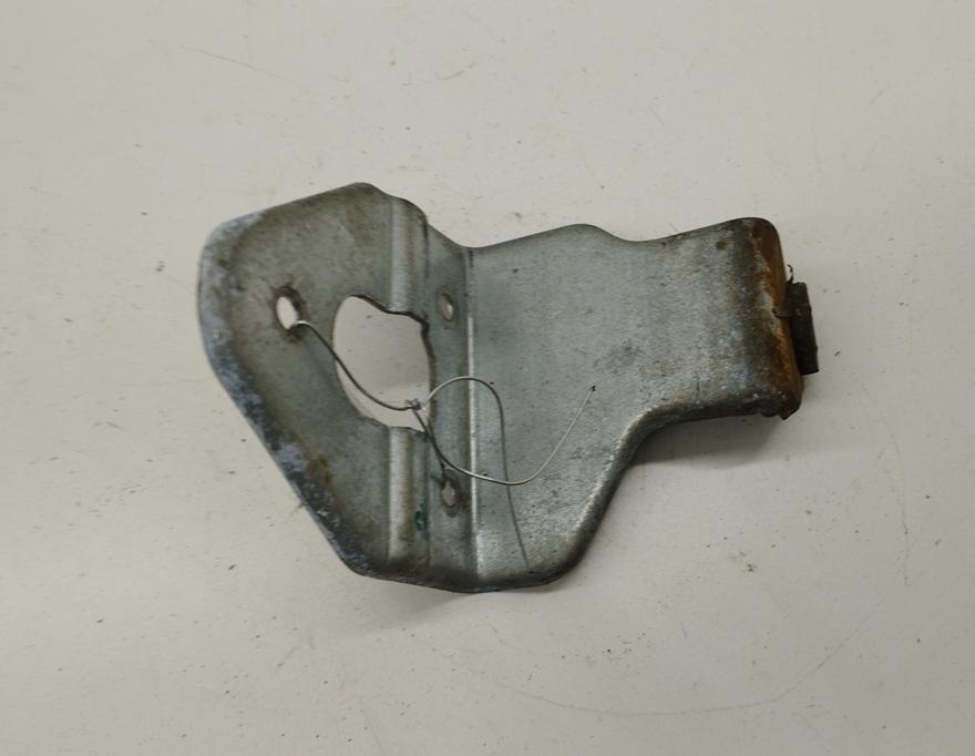 кронштейн (крепление) Audi A4 B6 2002, 2.5 л., дизель, МКПП, синий, универсал