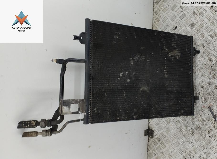 радиатор кондиционера Audi A6 4B/C5 1999, 2.4 л., бензин, МКПП, серый, седан, 4B0260401H - фото №1