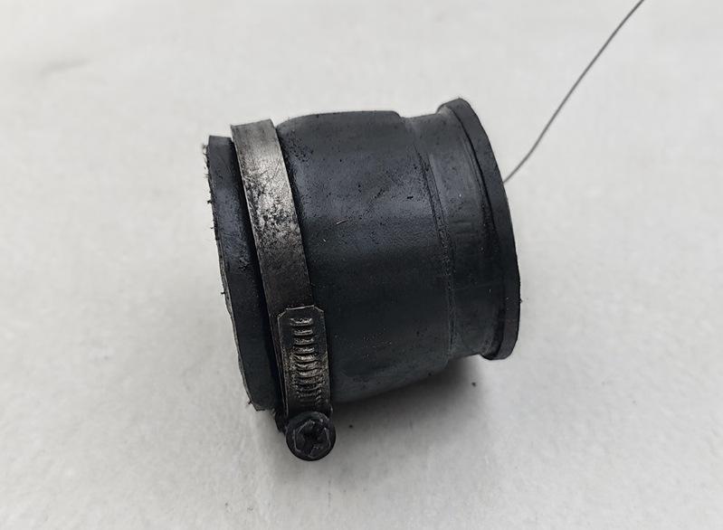патрубок интеркулера Audi A6 C5 1999, 2.5 л., дизель, МКПП, серый, седан, 1H0145834E