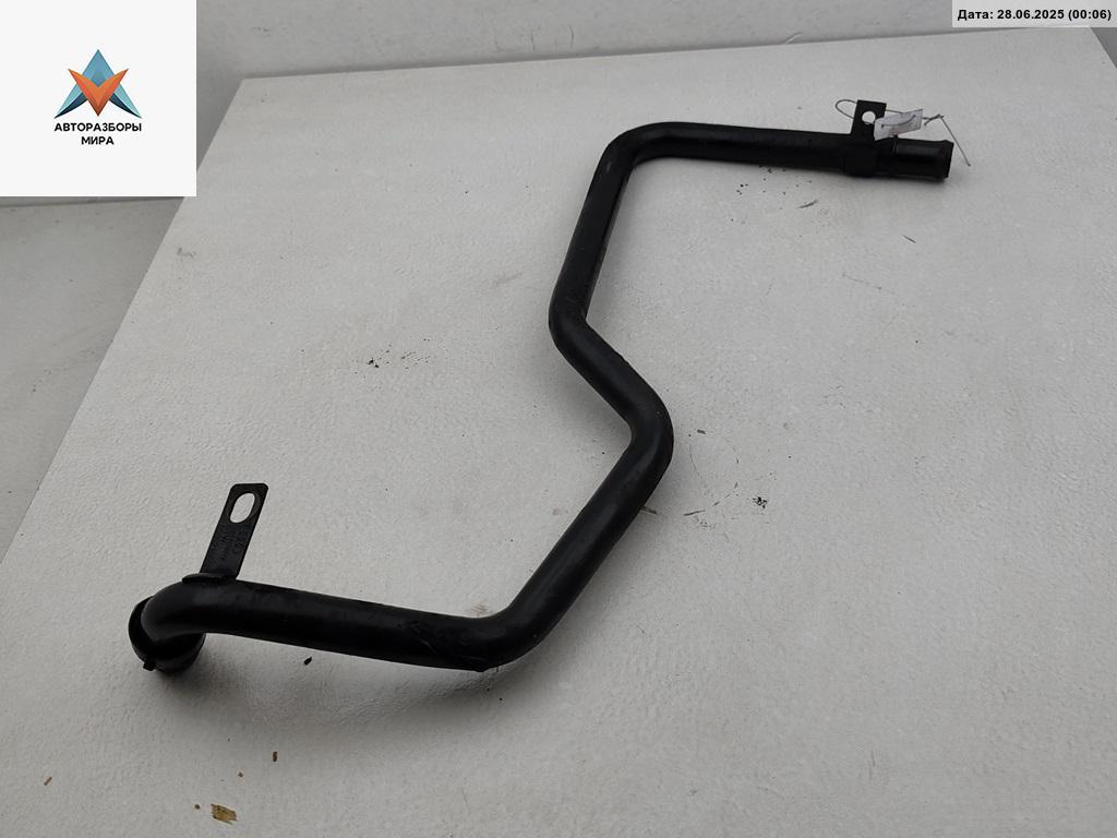 трубка охлаждающей жидкости Audi A6 4B/C5 1999, 2.5 л., дизель, МКПП, 059121065D - фото №1