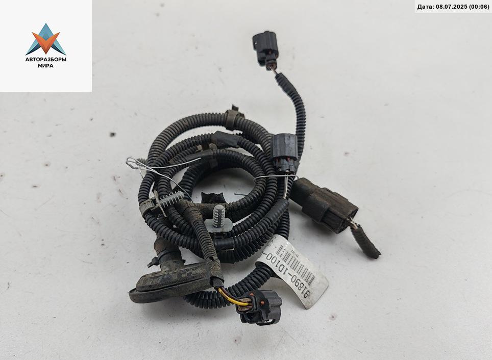 Проводка бампера заднего Kia Carens 3 поколение 2006, 2.0 л., дизель, МКПП, серый, минивэн, 91890-1D100-B - фото №1