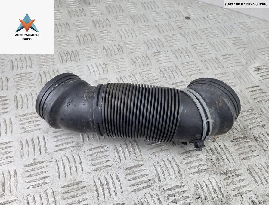 гофра инжектора Skoda Octavia mk2 (A5 1Z) 2005, 2.0 л., дизель, МКПП, универсал, 1K0129684L - фото №1